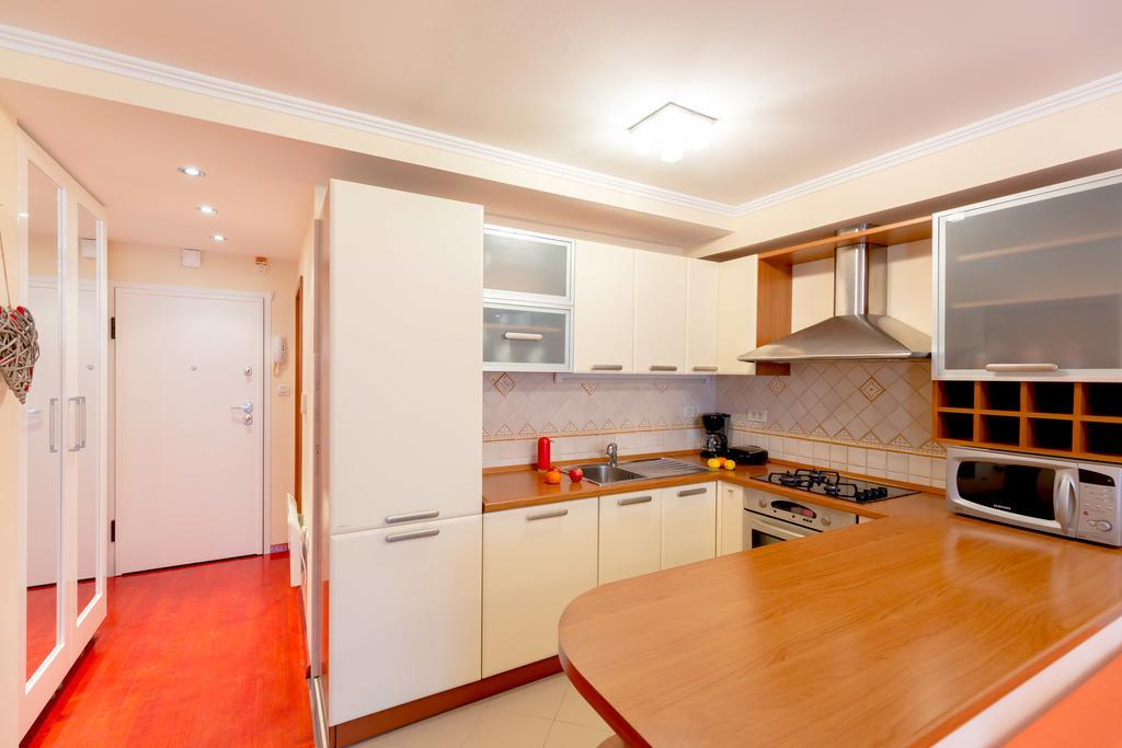 Leona & Borna'S Central Lapad Suites Ragusa Esterno foto