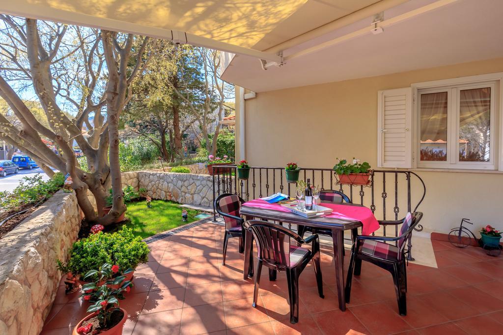 Leona & Borna'S Central Lapad Suites Ragusa Esterno foto