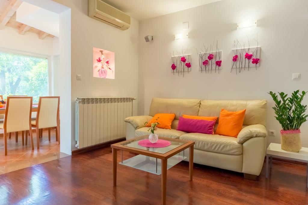 Leona & Borna'S Central Lapad Suites Ragusa Esterno foto