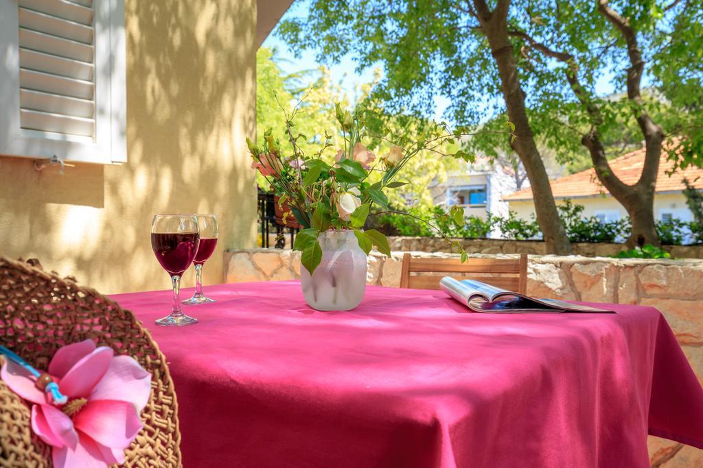 Leona & Borna'S Central Lapad Suites Ragusa Esterno foto