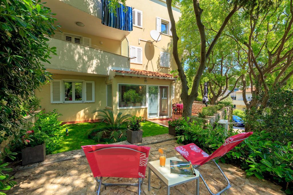 Leona & Borna'S Central Lapad Suites Ragusa Esterno foto