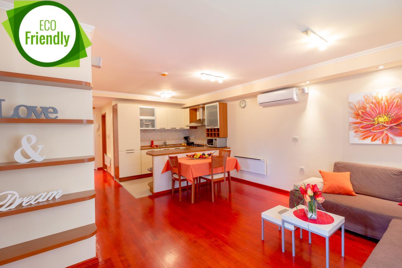 Leona & Borna'S Central Lapad Suites Ragusa Esterno foto