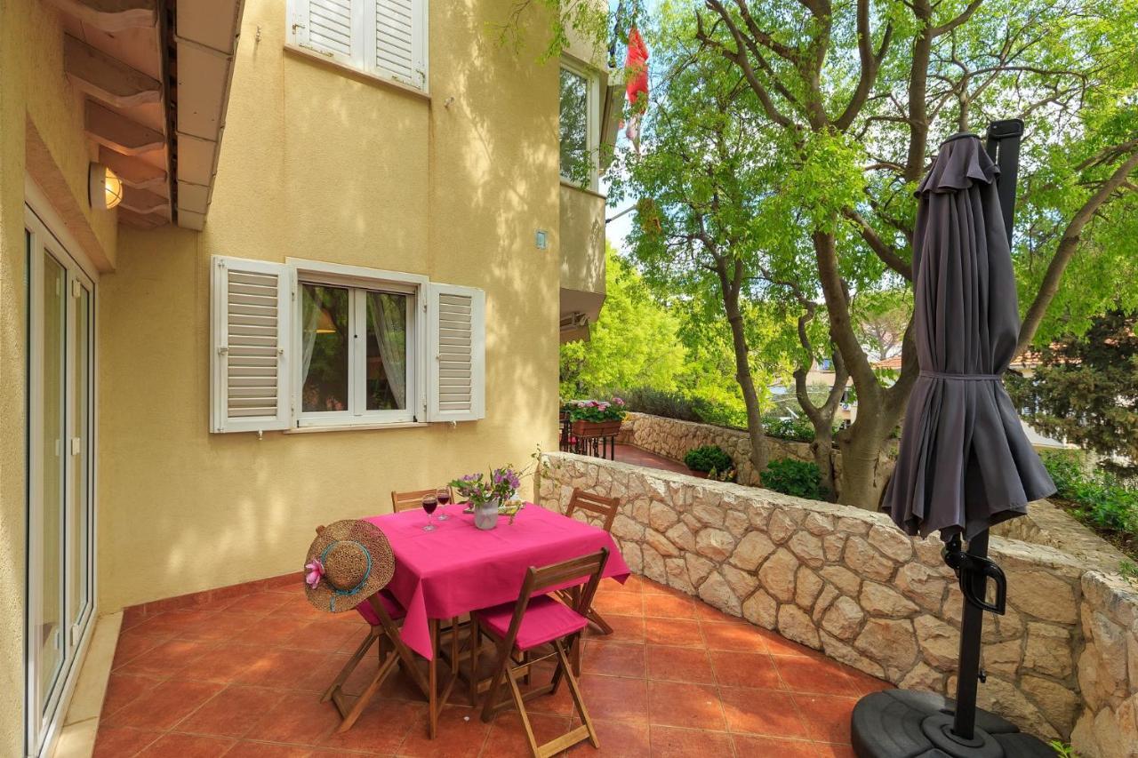 Leona & Borna'S Central Lapad Suites Ragusa Esterno foto