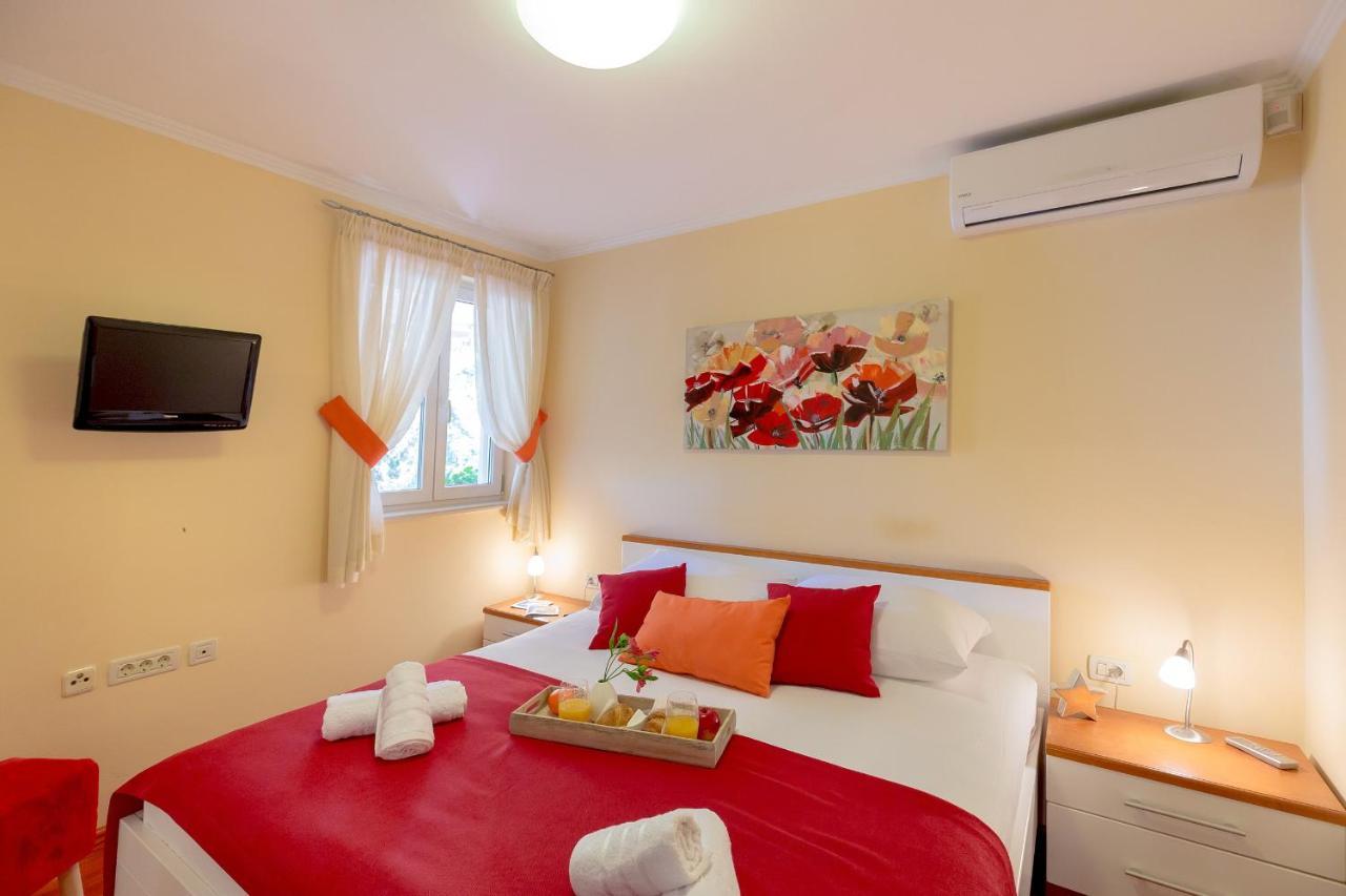 Leona & Borna'S Central Lapad Suites Ragusa Esterno foto