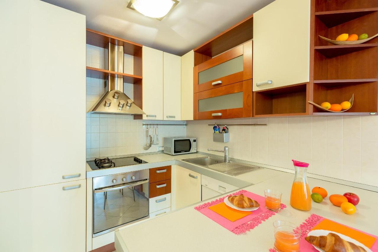 Leona & Borna'S Central Lapad Suites Ragusa Esterno foto