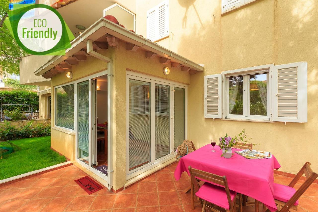 Leona & Borna'S Central Lapad Suites Ragusa Esterno foto