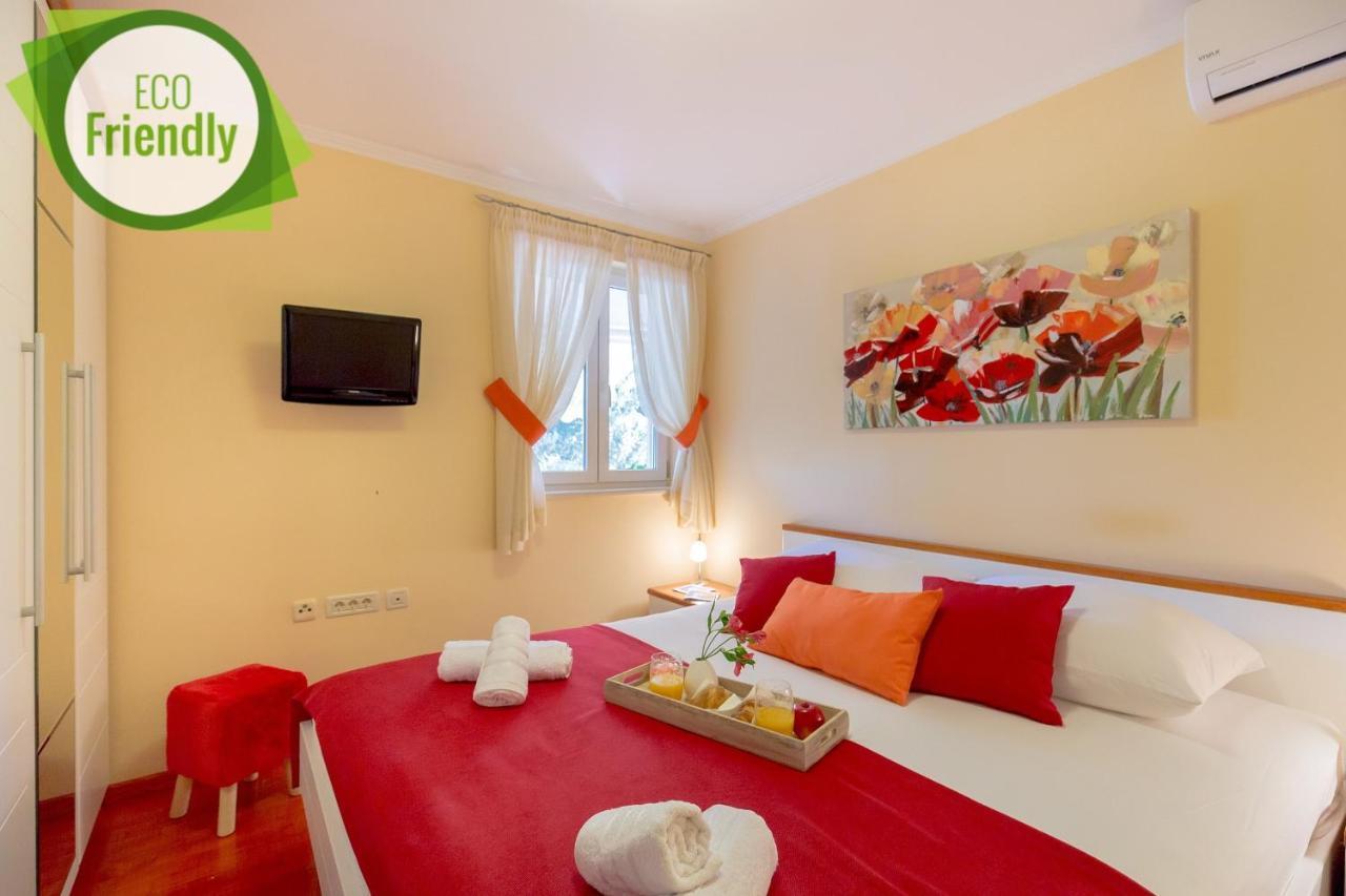 Leona & Borna'S Central Lapad Suites Ragusa Esterno foto